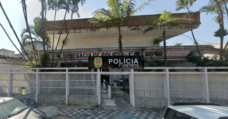 Mulher é morta a marteladas e facadas por ex-companheiro, dentro da própria casa, em Itanhaém