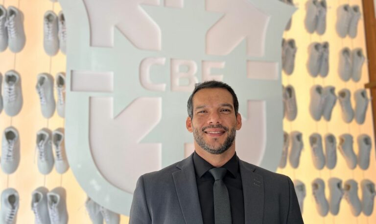 Cruzeiro e Santos furam boicote de clubes e vão à eleição da CBF