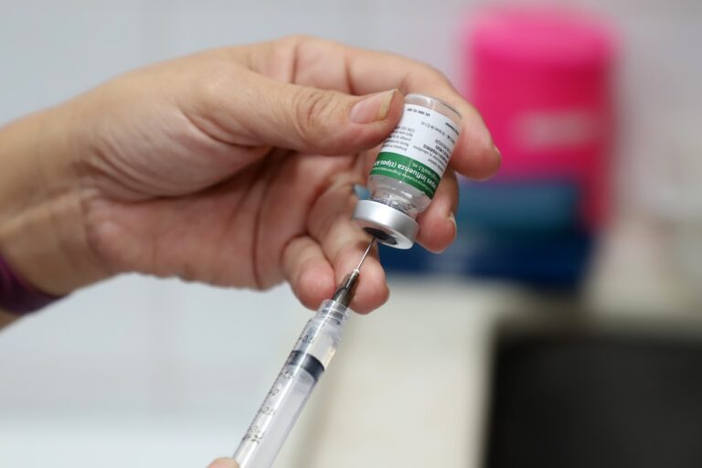 Saúde de Campinas faz ação especial de vacinação em shoppings