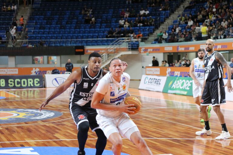 São José perde para o Vasco e se despede do NBB