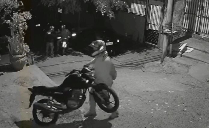 Captura de tela 2025-05-08 142741 Moto é furtada dentro de comunidade no Novo Campos Elíseos