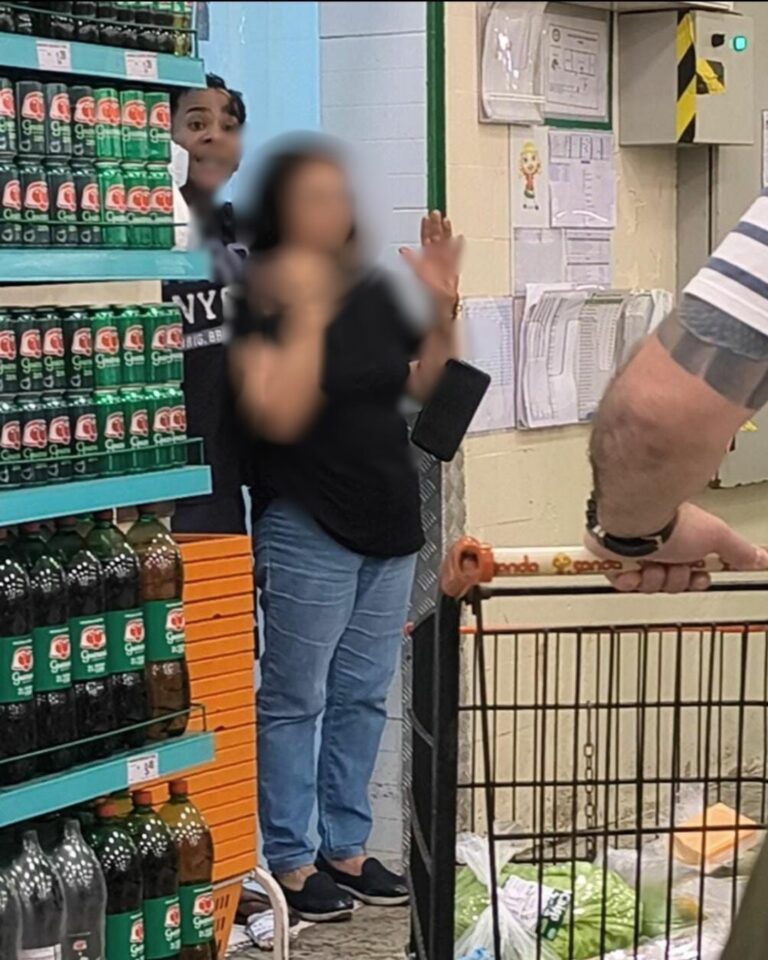 Homem tenta furtar mercado e faz cliente refém em São José dos Campos