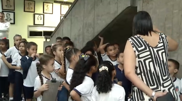 Conheça o projeto “Rolê na Prefeitura” realizado em Cubatão a ação mostra para crianças o cotidiano dos servidores