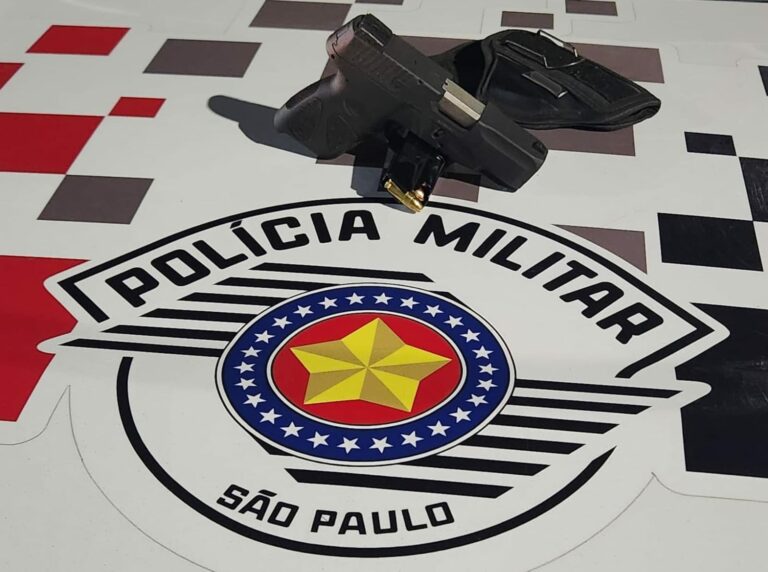 POLÍCIA MILITAR PRENDE HOMEM COM ARMA DE FOGO EM JACAREÍ