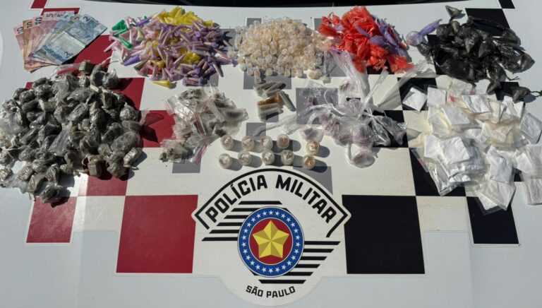 Homem é preso com mais de 600 porções de drogas em Guaratinguetá