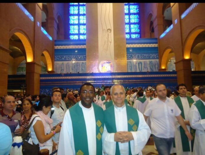 Novo Papa já esteve em Aparecida durante missa com jovens agostinianos em 2013