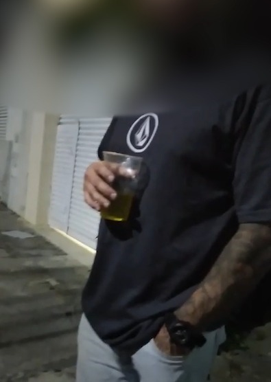 VÍDEO: Motorista de aplicativo é agredida após se recusar a deixar passageiro entrar em carro com bebida alcoólica em Jacareí