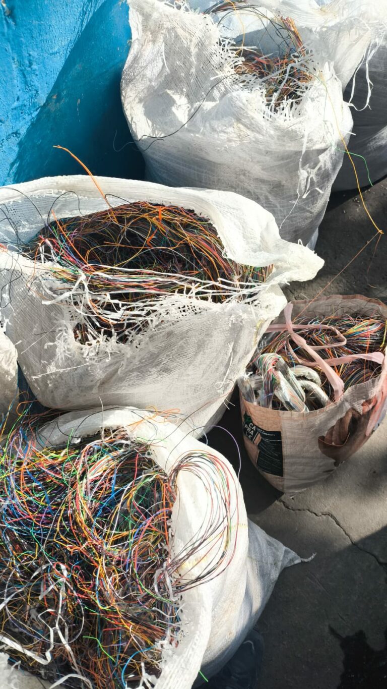 Homem é preso em flagrante com mais de R$ 20 mil em fios de cobre em Caçapava