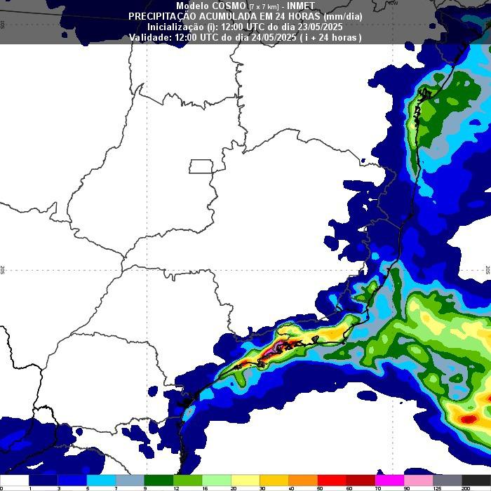 Ubatuba já registra volume de chuva 80% acima da média de maio e sofre com alagamentos em diversos bairros