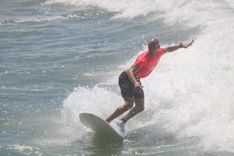 Circuito Trasmontano de Longboard realiza segunda etapa no Quebra Mar em Santos