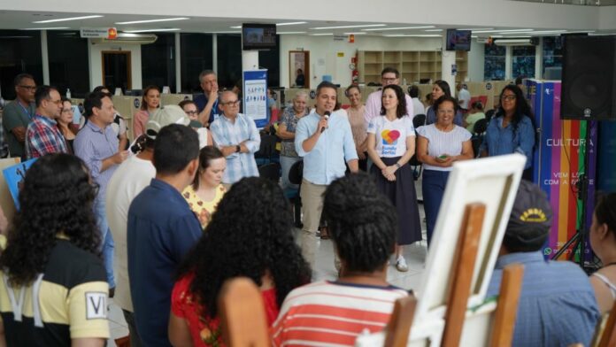 exposicao-movimenta-o-atende-facil-com-mais-de-40-obras-da-oficina-farta-peca Prefeitura de Araçatuba