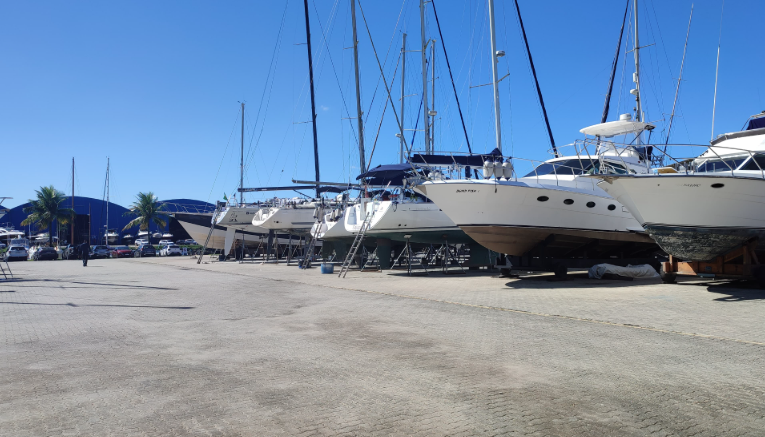 Prefeitura de Guarujá discute propostas que visam mais segurança marítima e fiscalização de embarcações