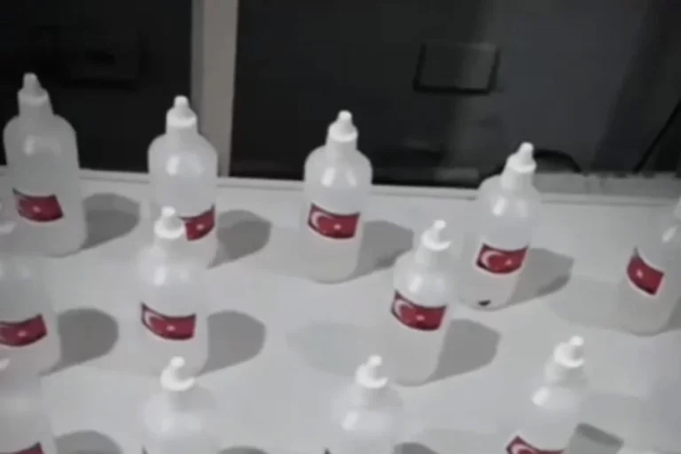 Polícia Militar apreende mais de 60 frascos de lança-perfume em Guarujá