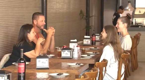 Bares e restaurantes esperam movimento 30% maior no Dia das Mães na Baixada Santista e Vale do Ribeira