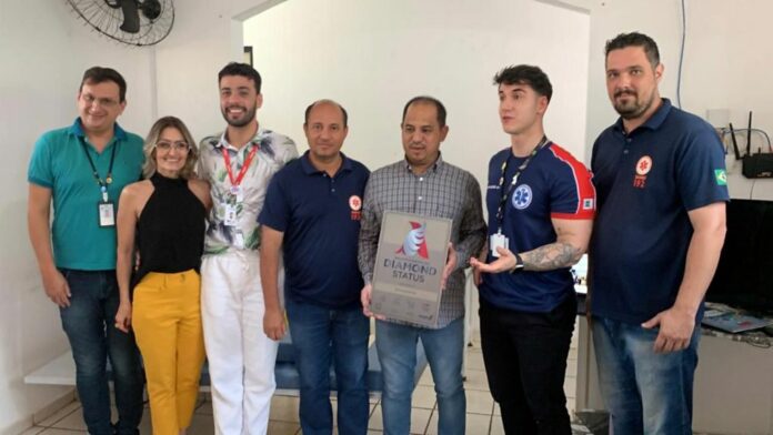 samu-de-aracatuba-recebe-certificacao-internacional-pela-qualidade-do-atendimento-a-vitimas-de-avc (1) Divulgação