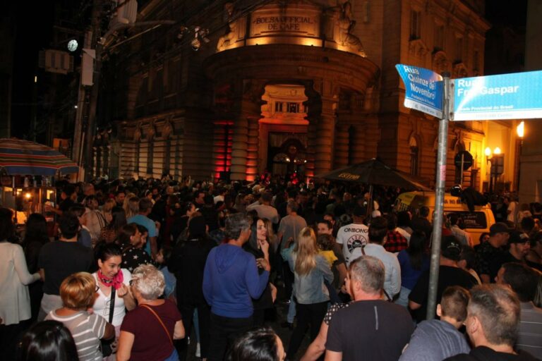 Santos estabelece novas regras para eventos de bares e restaurantes no Centro Histórico