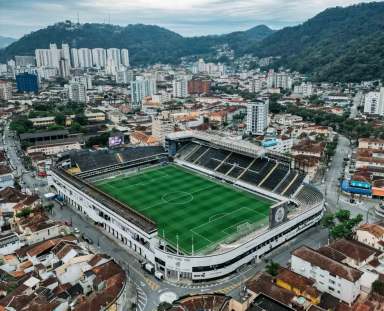 Santos ‘comemora’ eliminação longe da Vila e teme protestos na volta