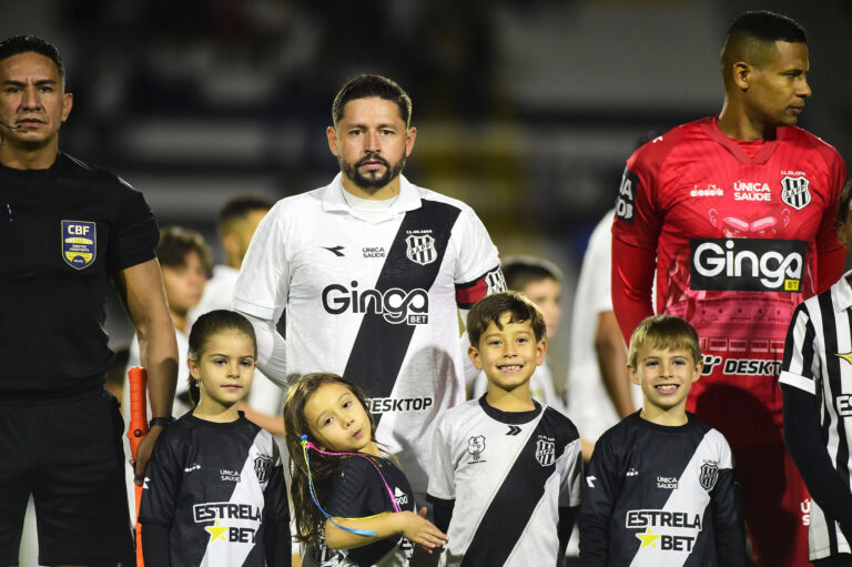 Com cinco mudanças, Ponte enfrenta o ABC neste sábado com transmissão da Rádio Central