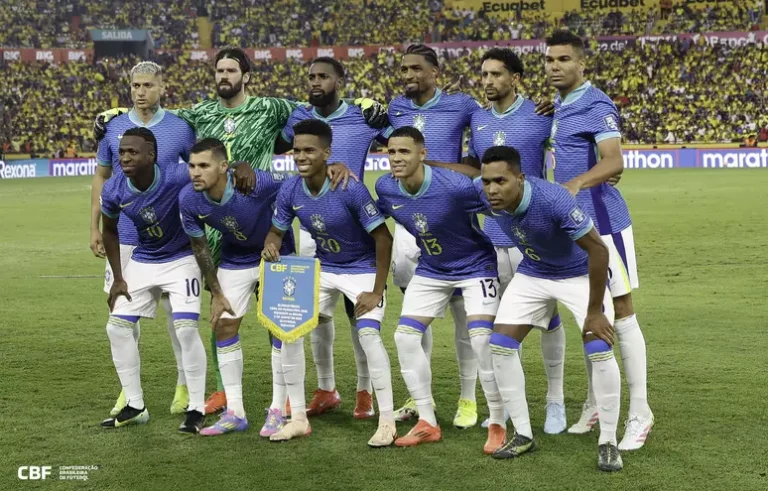 Seleção brasileira pode carimbar vaga na Copa nesta terça