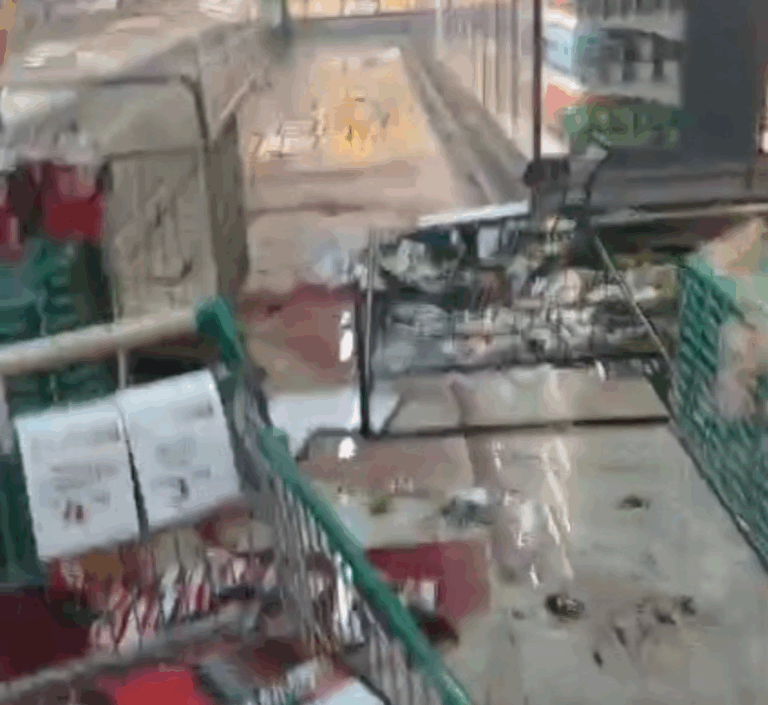 Supermercado da região se manifesta após homem destruir garrafas e causar tumulto em estabelecimento