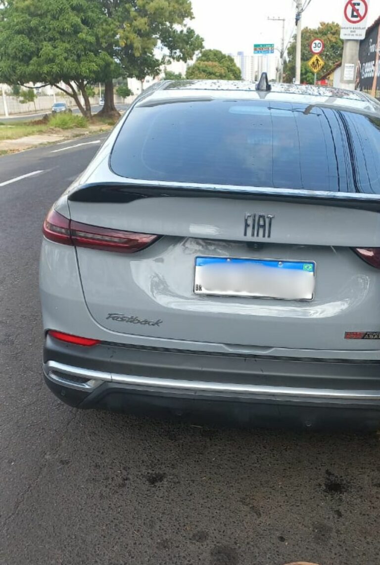 Mulher perde R$ 3,5 milhões em golpe do amor e homem é preso