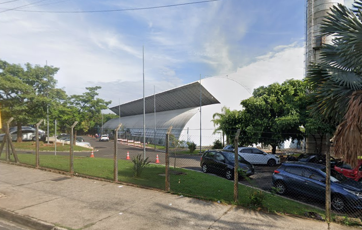 Criança de 2 anos morre após cair do terceiro andar