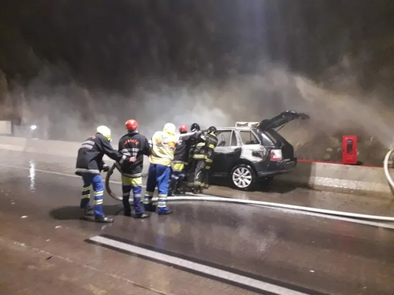 Incêndio em veículo no túnel da serra da Tamoios mobiliza bombeiros em Caraguatatuba