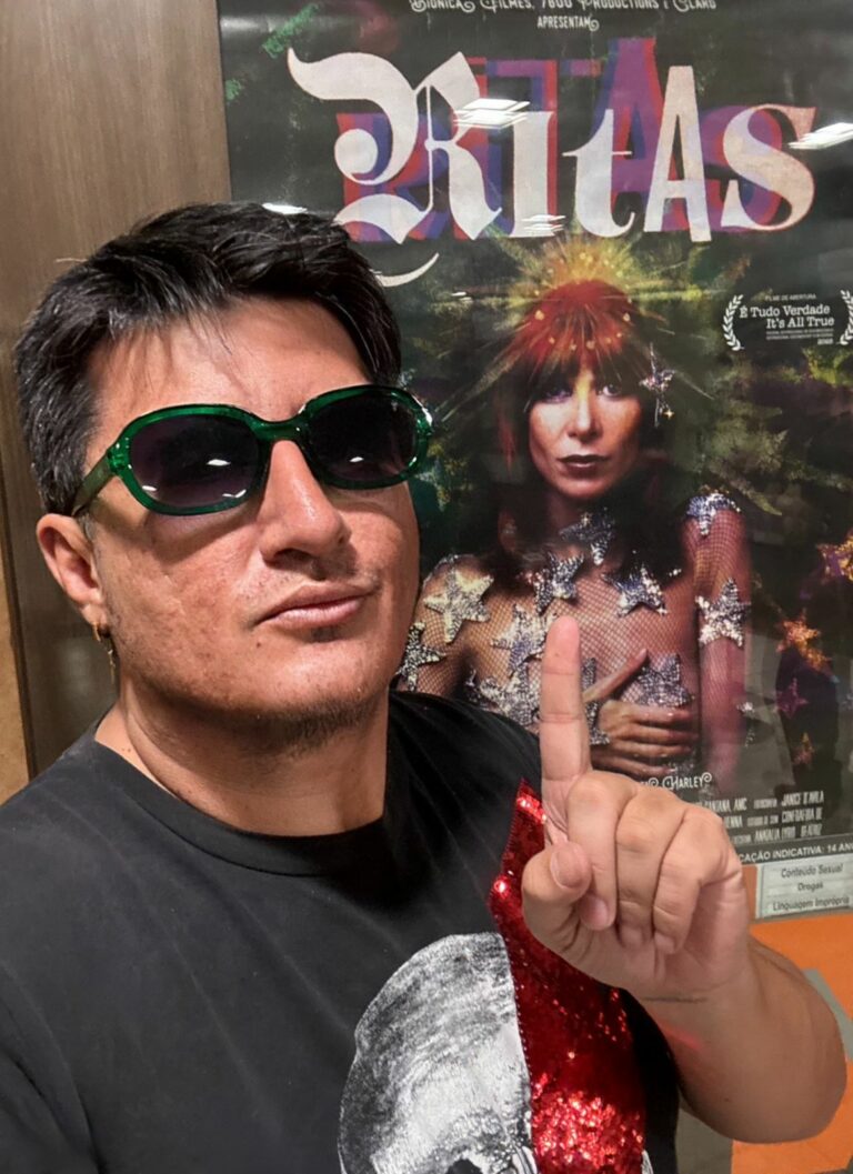 Rita Lee em “Ritas”: o delírio, o silêncio e o altar da ovelha negra