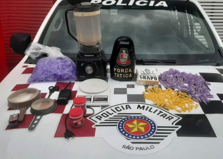 PM apreende mais de 280 pinos de cocaína e prende suspeito por tráfico em Cachoeira Paulista