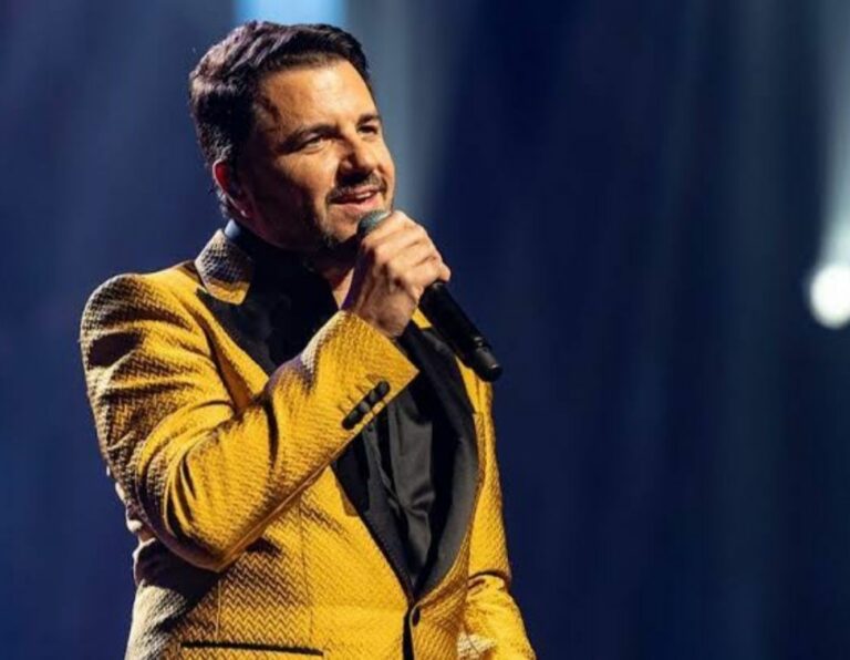 Maurício Manieri se apresenta no Multi Arena em clima de Dia dos Namorados