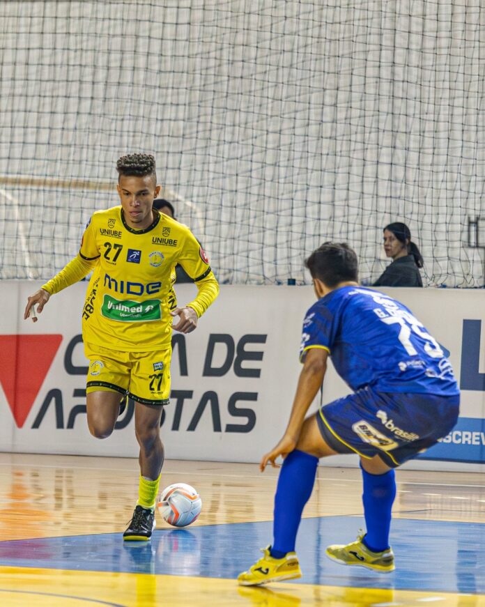 São José Futsal perde para o Praia Clube por 5 a 1 fora de casa