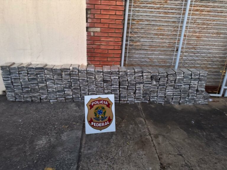 Polícia encontra 418 kg de drogas escondidos em caminhão que transportava etanol