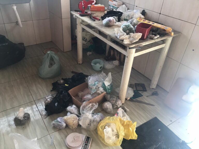 Polícia prende homem acusado de armazenar drogas para facção criminosa em Campinas