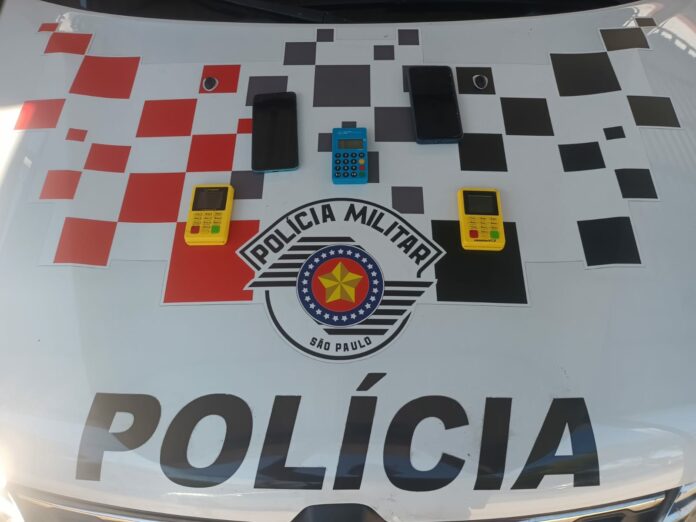 Trio é preso por aplicar golpes em idosos no Centro de São José Trio é preso por aplicar golpes em idosos no Centro de São José