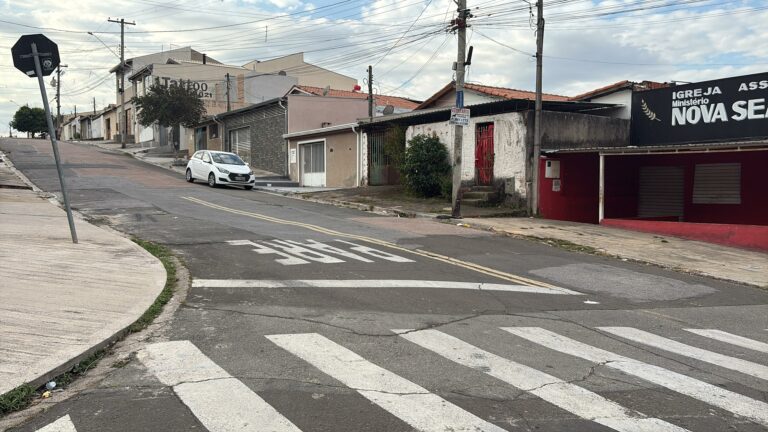 Homem sofre emboscada e é esfaqueado em frente a adega no Jardim Bassoli, em Campinas