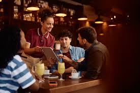 Feriados devem impulsionar bares e restaurantes em 15%