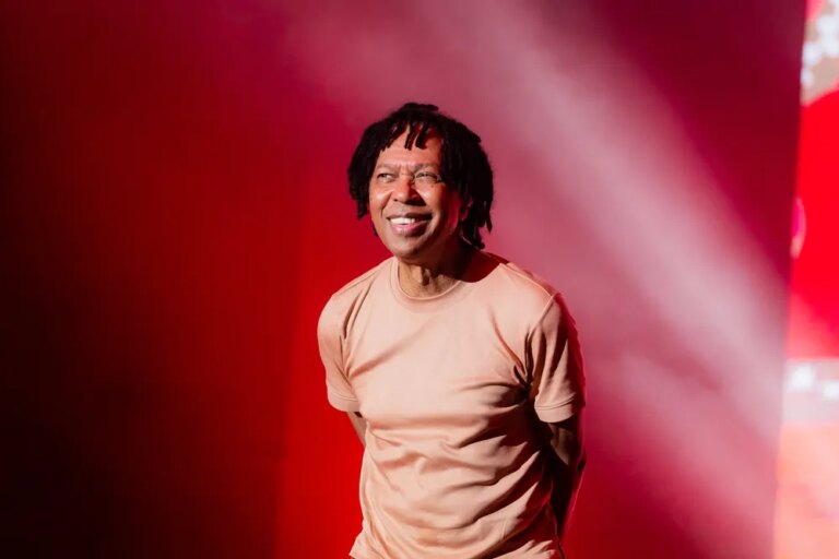 As 30 maiores músicas de Djavan
