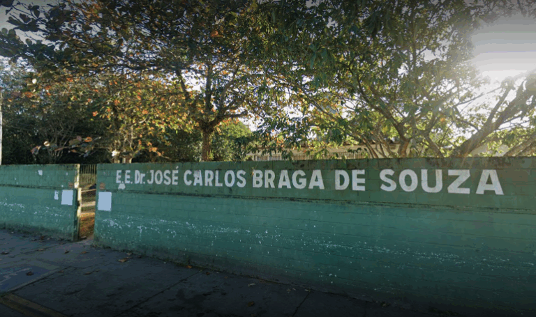 Aluno esfaqueia outro por briga por assento em escola estadual de Itanhaém