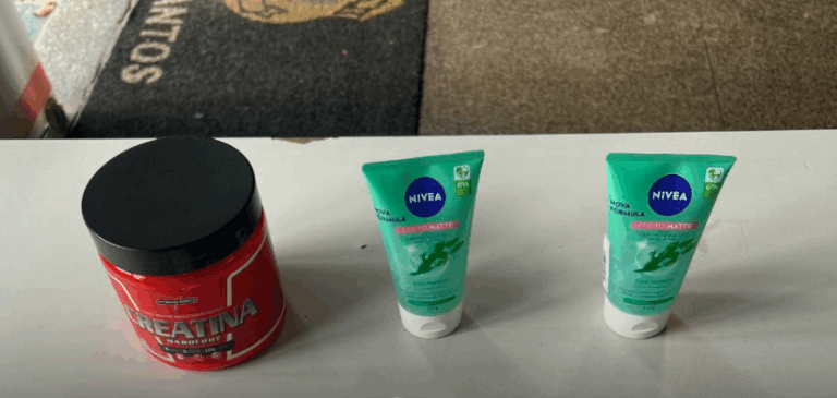 Funcionários correm atrás e indivíduo acaba preso por furto a farmácia de Santos