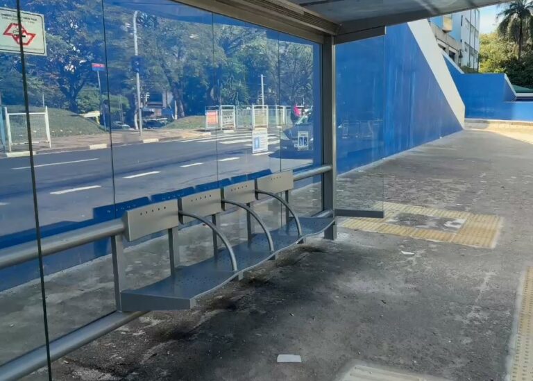 Homem é espancado perto de ponto de ônibus em Campinas
