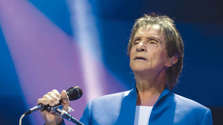 Roberto Carlos pede que STF analise validade de acordos antigos diante do avanço do streaming