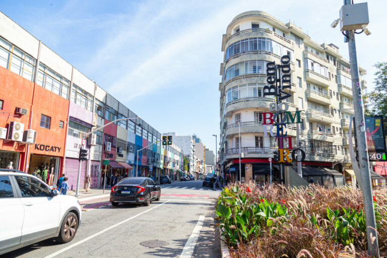 Última chamada dos apaixonados: Bom Retiro tem moda, cultura e presentes imperdíveis