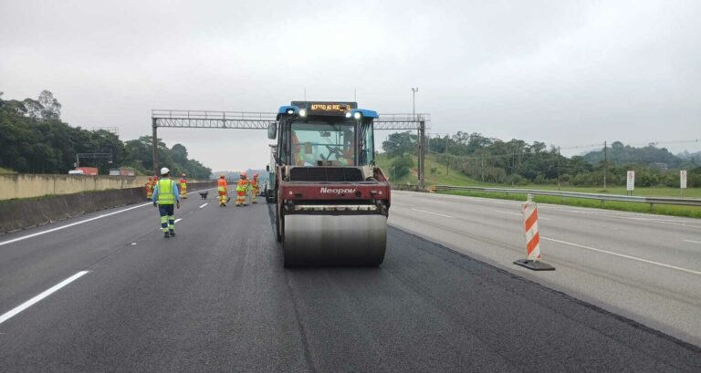 Obras no Sistema Anchieta-Imigrantes causam bloqueios em pistas; confira