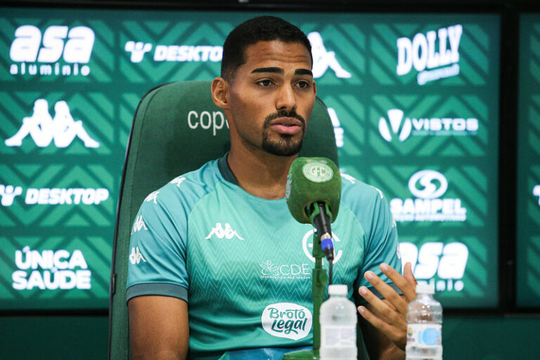 Lateral do Guarani destaca semana de trabalho para o Dérbi: “Grupo está muito focado”