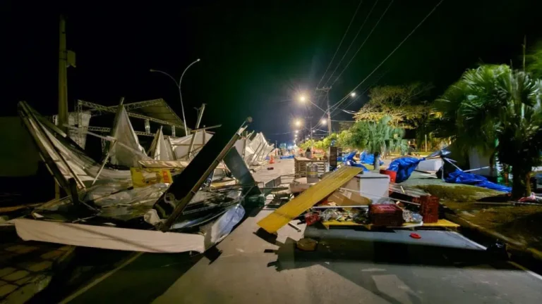 Ventania provoca estragos no litoral de SP | Divulgação Governo de São Paulo