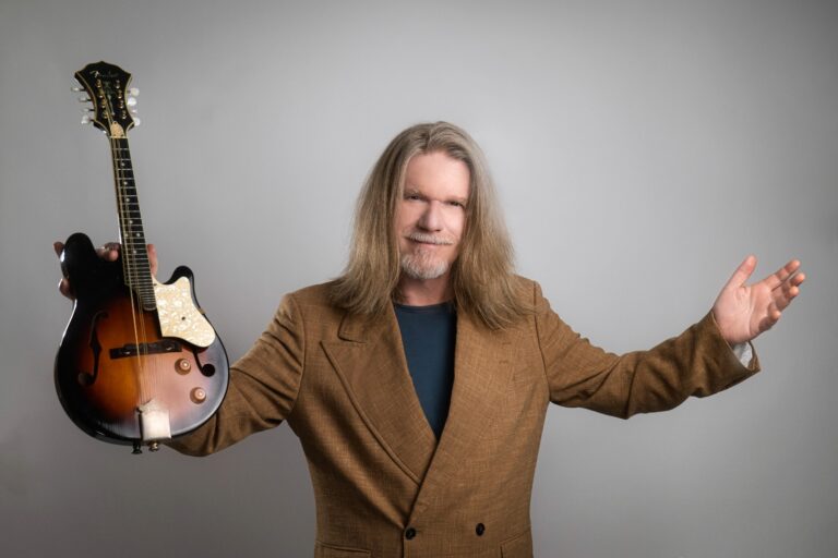 Humberto Gessinger traz turnê 2025 ao Multiplan Hall em Ribeirão Preto no dia 19 de julho