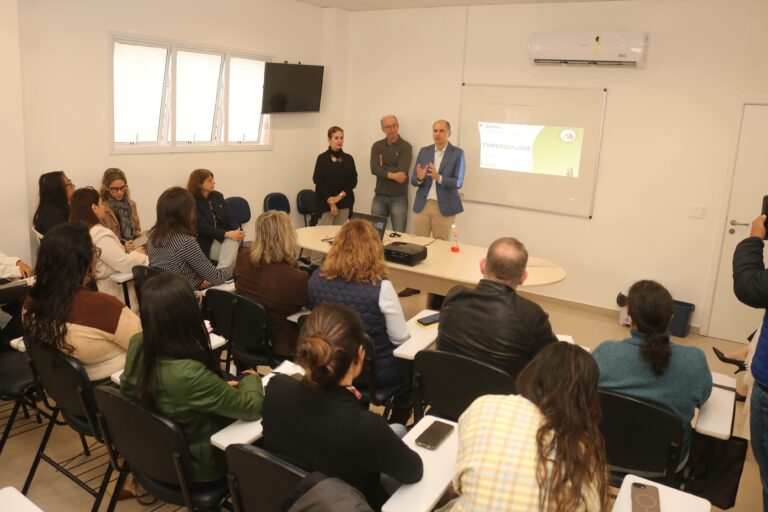 Santos anuncia estratégias de combate à tuberculose