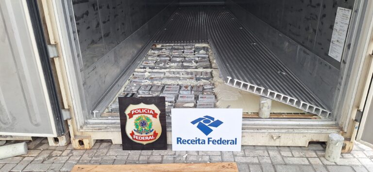 Receita Federal apreende 140 kg de cocaína oculta em estrutura de contêiner no Porto de Santos; VÍDEO