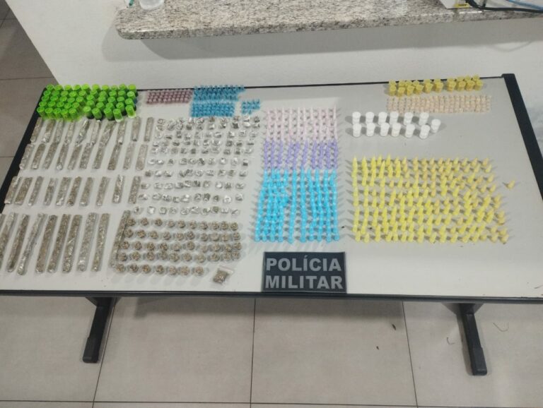Polícia encontra grande quantidade de drogas enterradas em área de mata em Bragança Paulista