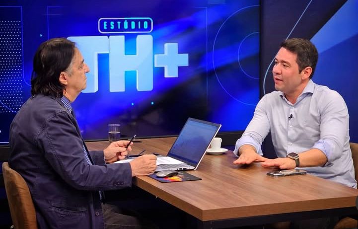 “O bom humor faz parte”: Em entrevista exclusiva, prefeito Ricardo Silva comenta sobre os seis primeiros meses de governo